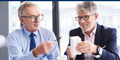 https://www.sqcentre.com/wp-content/uploads/2024/02/3.-400X200-business-partners-having-conversation-office_Fundamentals-of-Sustainability-04-400x200.jpg